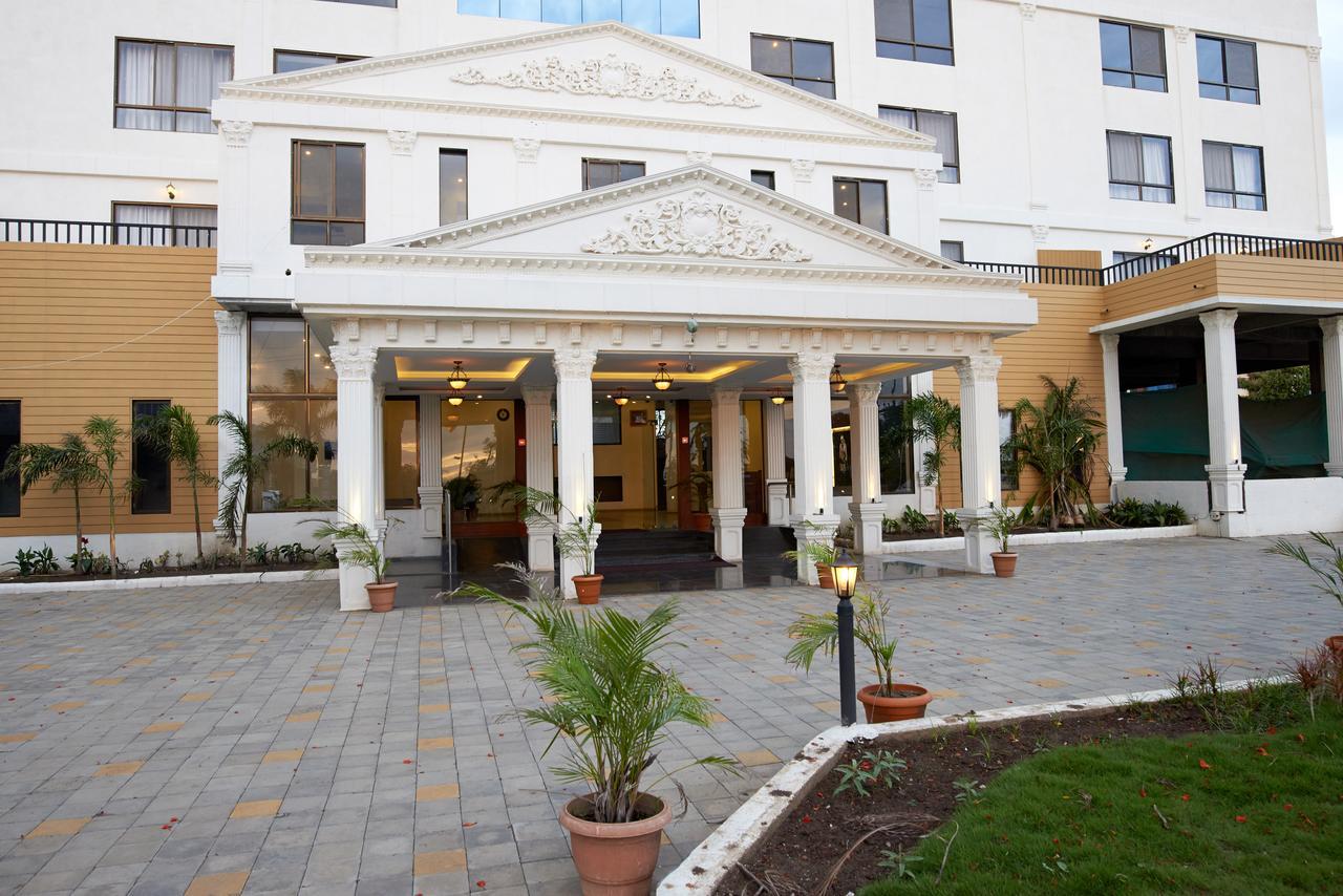 Sanskruti Heritage Resort Shirdi Exterior photo